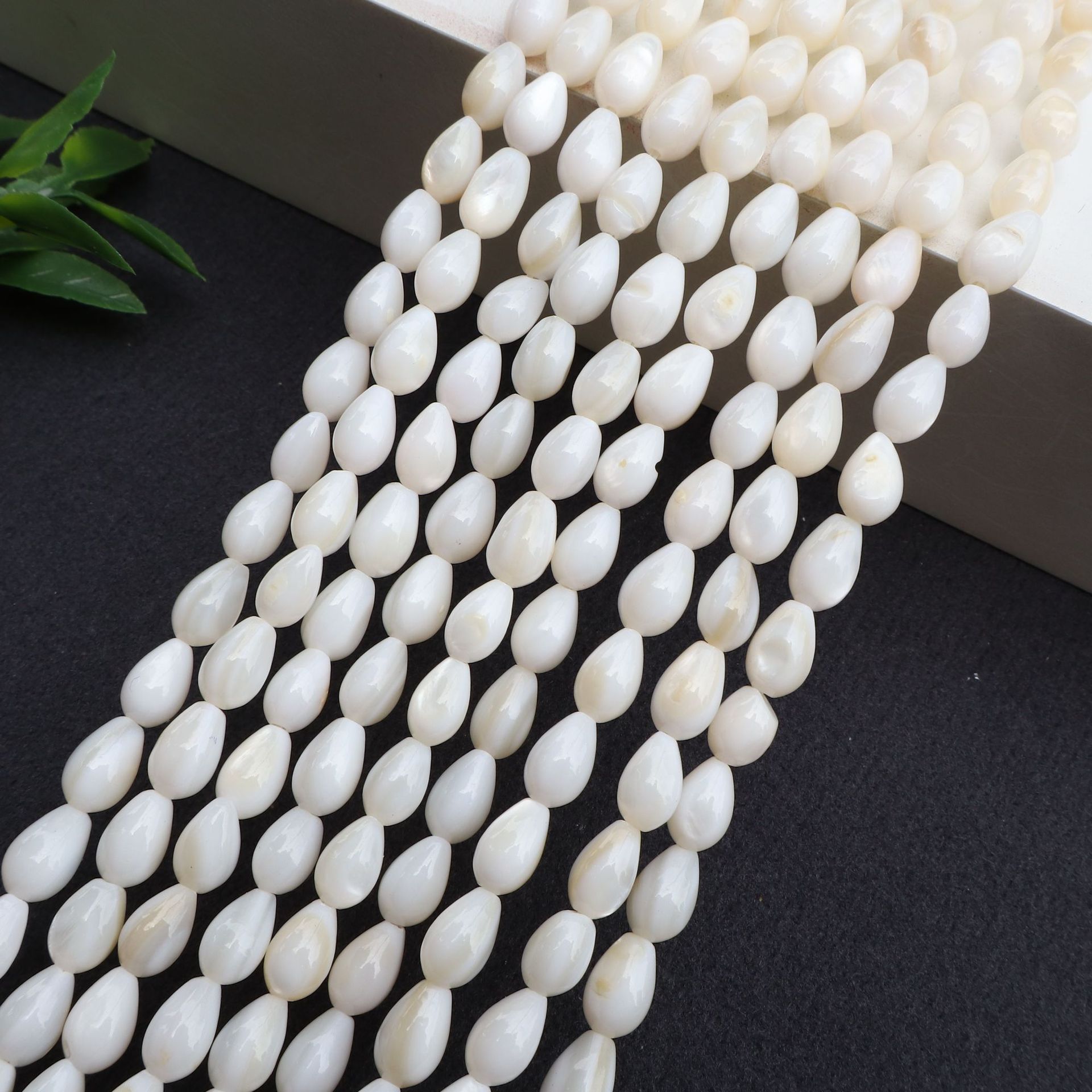 6:5x8mm water drop beads