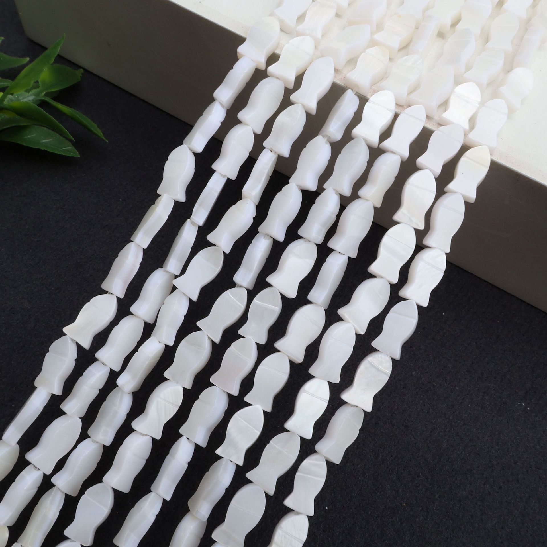 21:6x12mm small fish