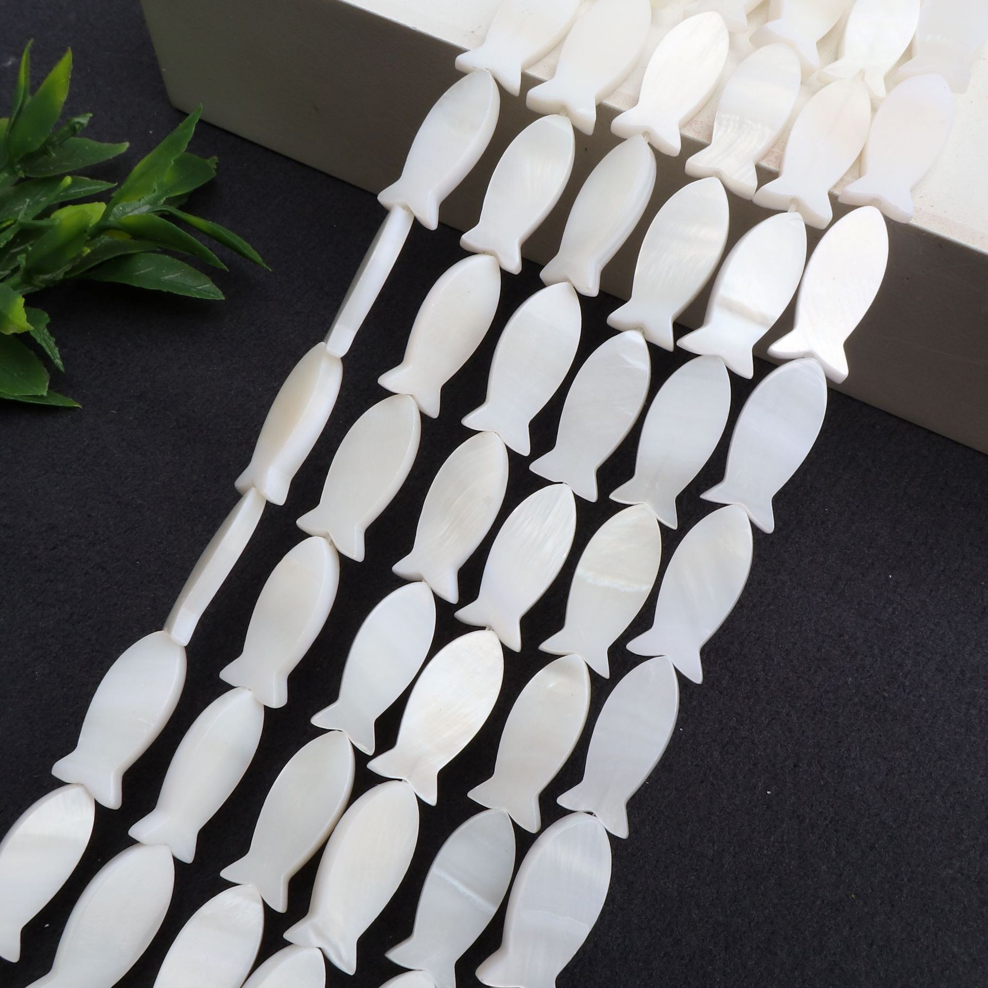 22:8x18mm small fish