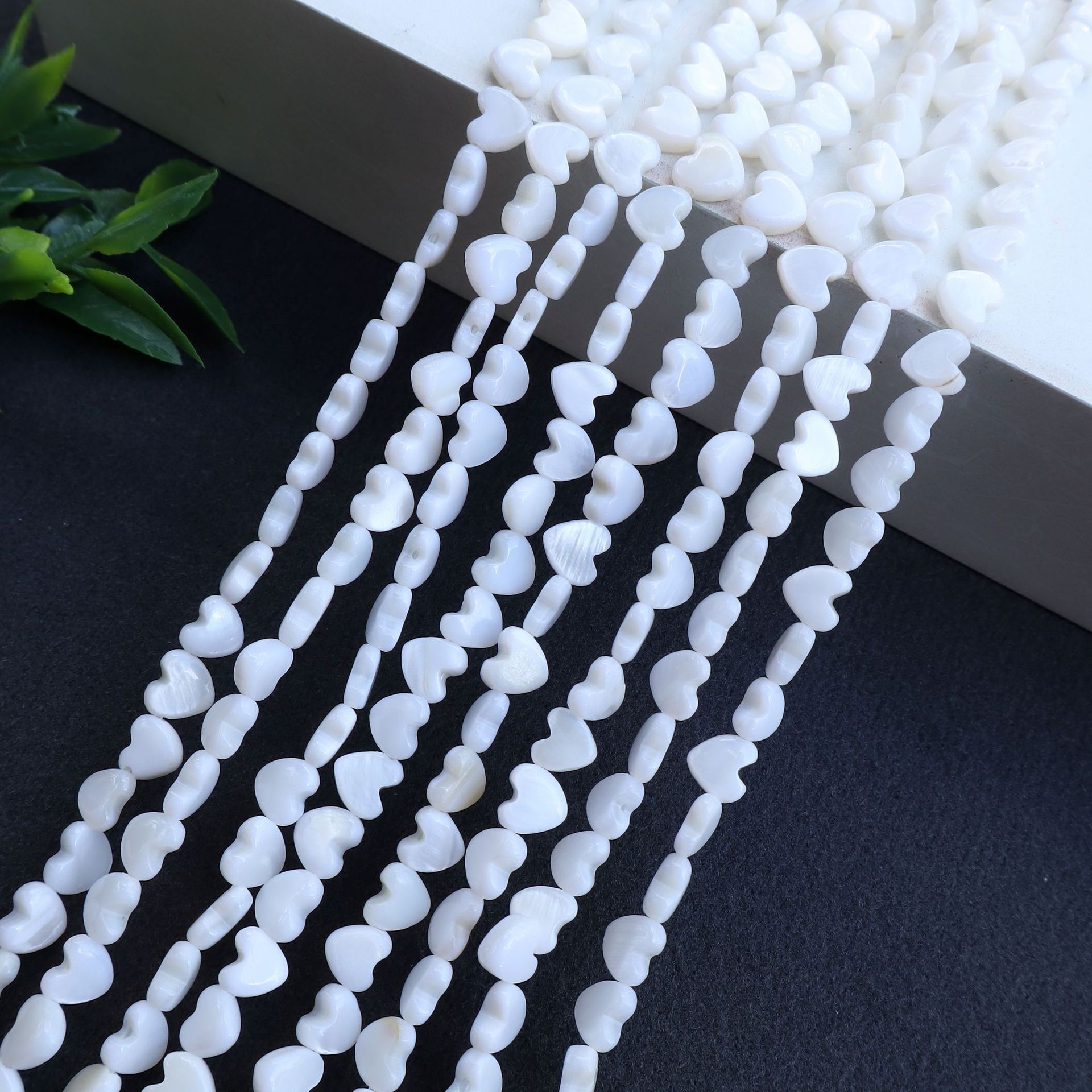 4:Polished horizontal hole 6x6mm