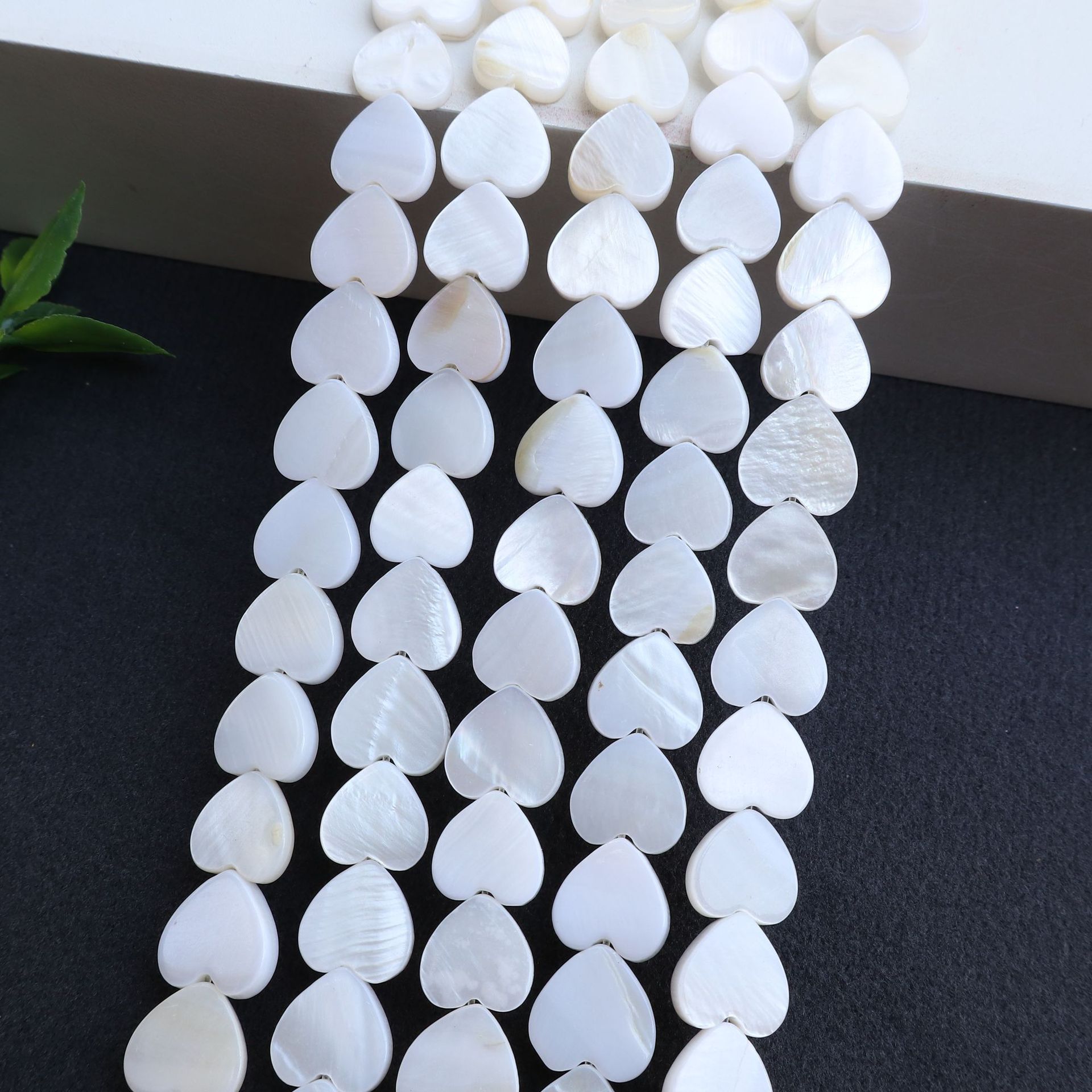 10:Flat vertical hole 8x8mm