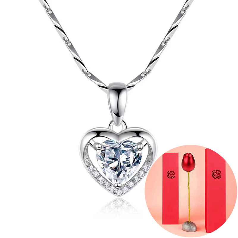 6:Eternal Heart White Diamond a rose gift box