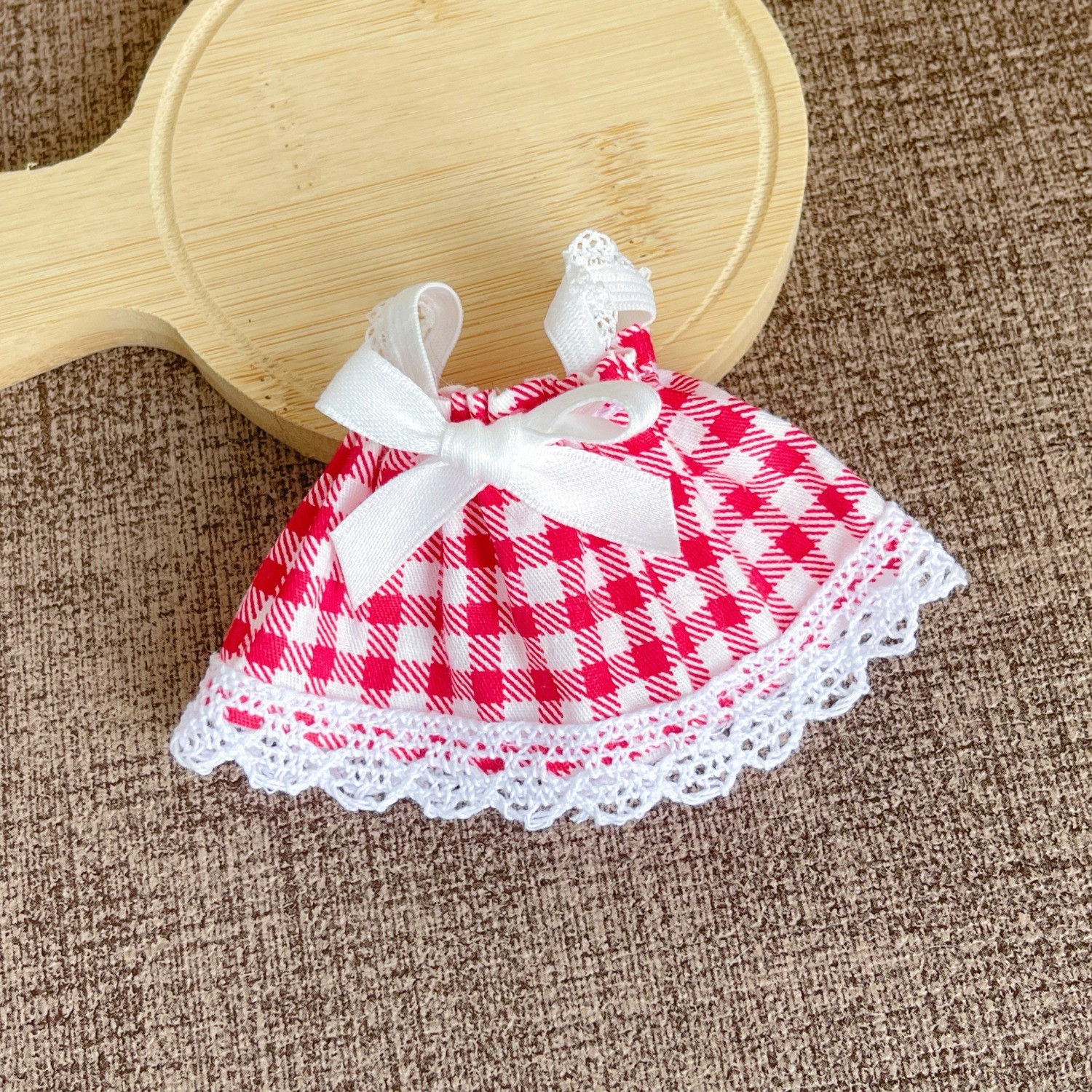 Red and white plaid (dress)