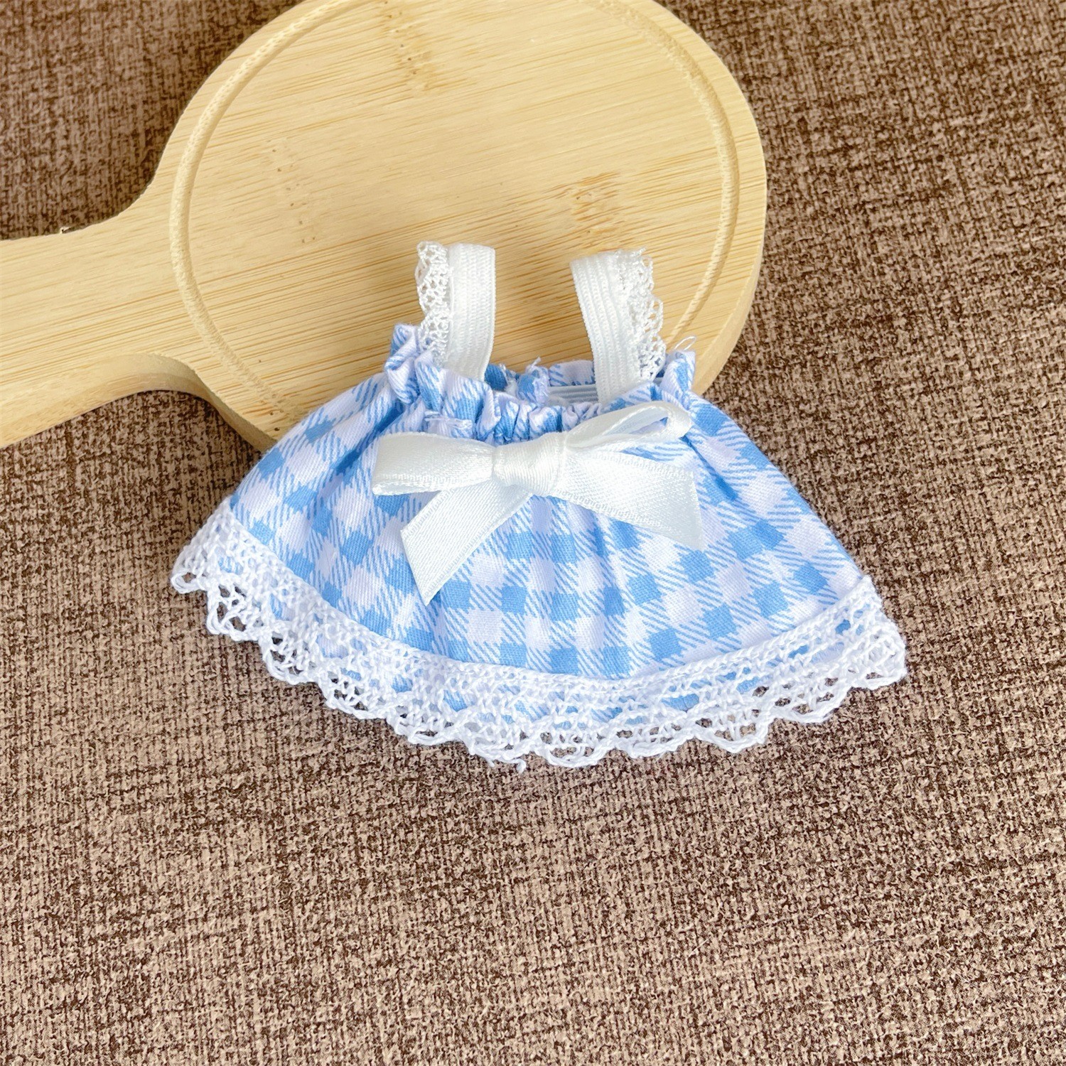 Blue and white plaid (dress)