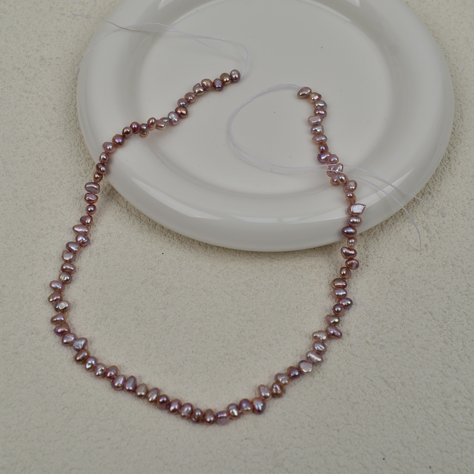 3:Natural light purple, better quality