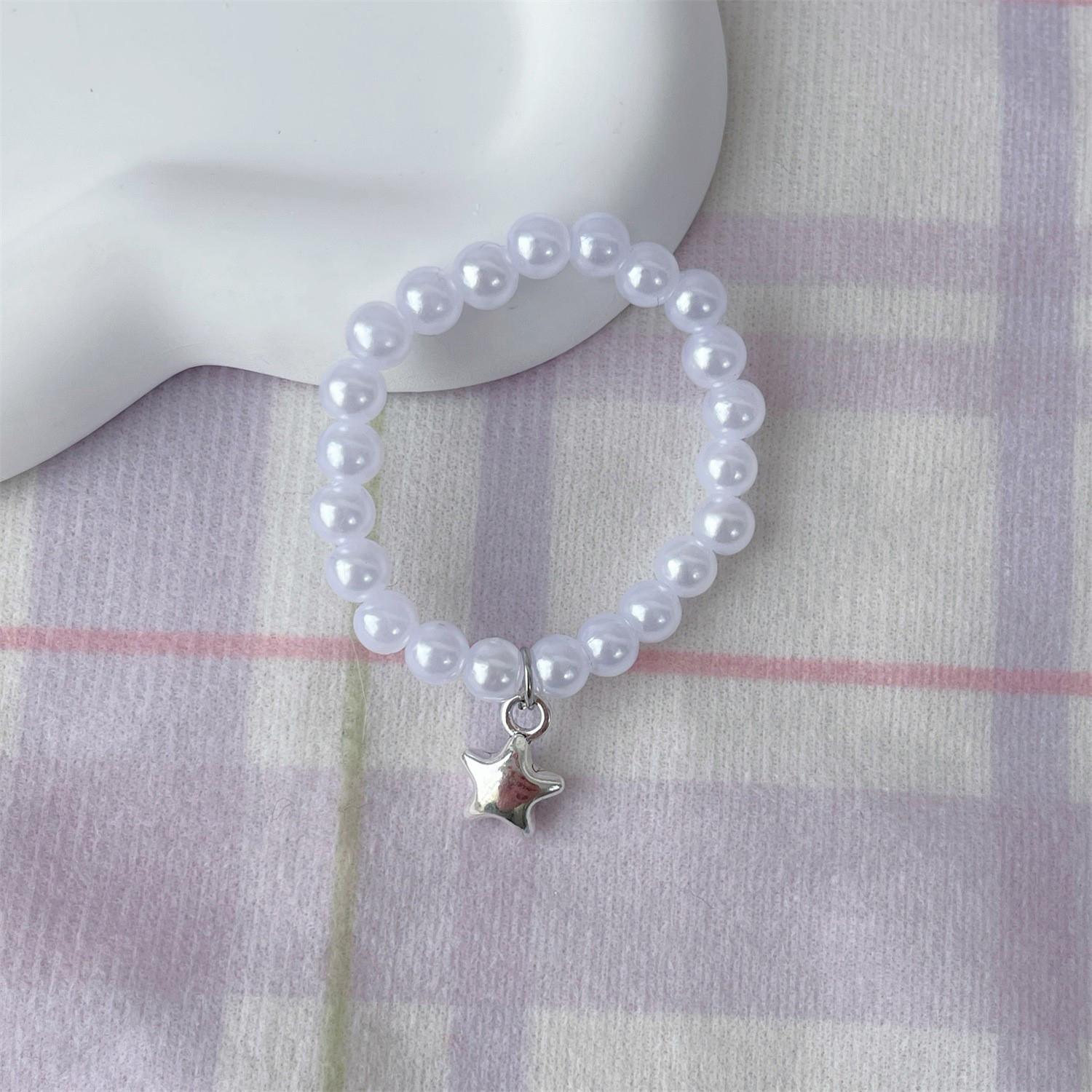 Round star (6mm mini pearl necklace)