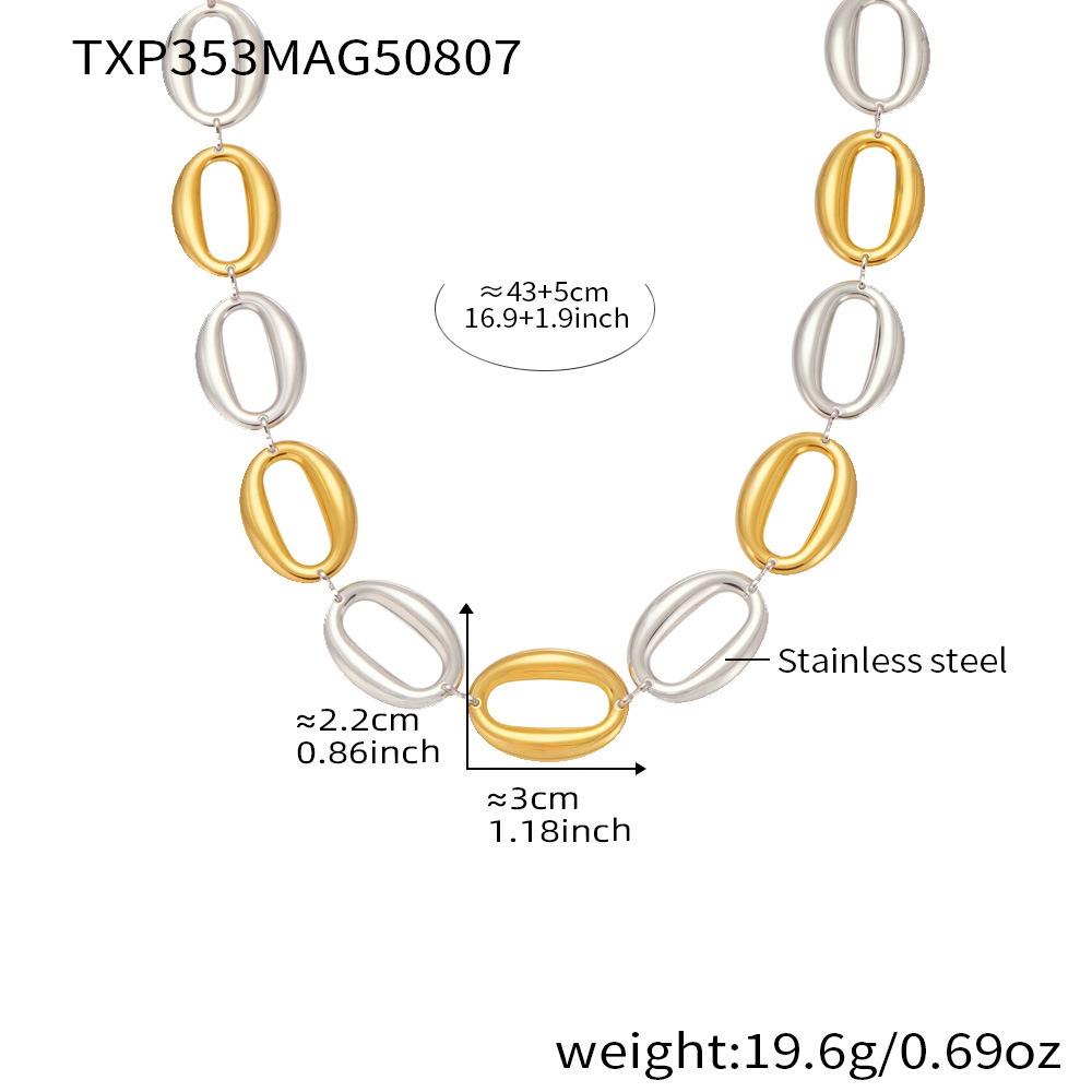 Interlaced gold necklace