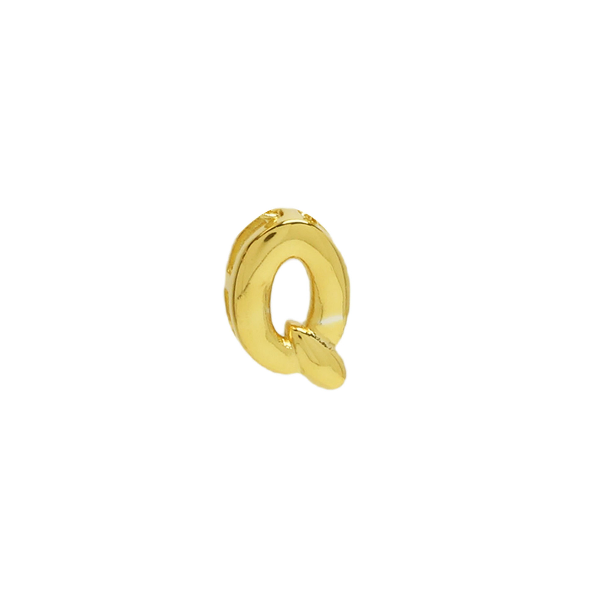 24:Gold Q (pendant)