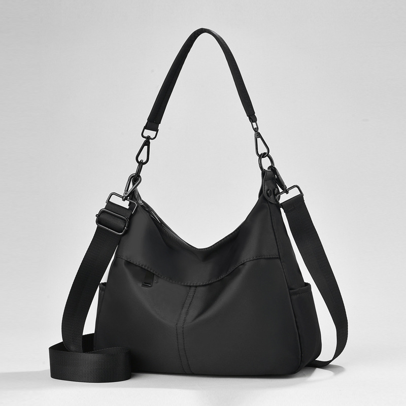 Horizontal zipper/black