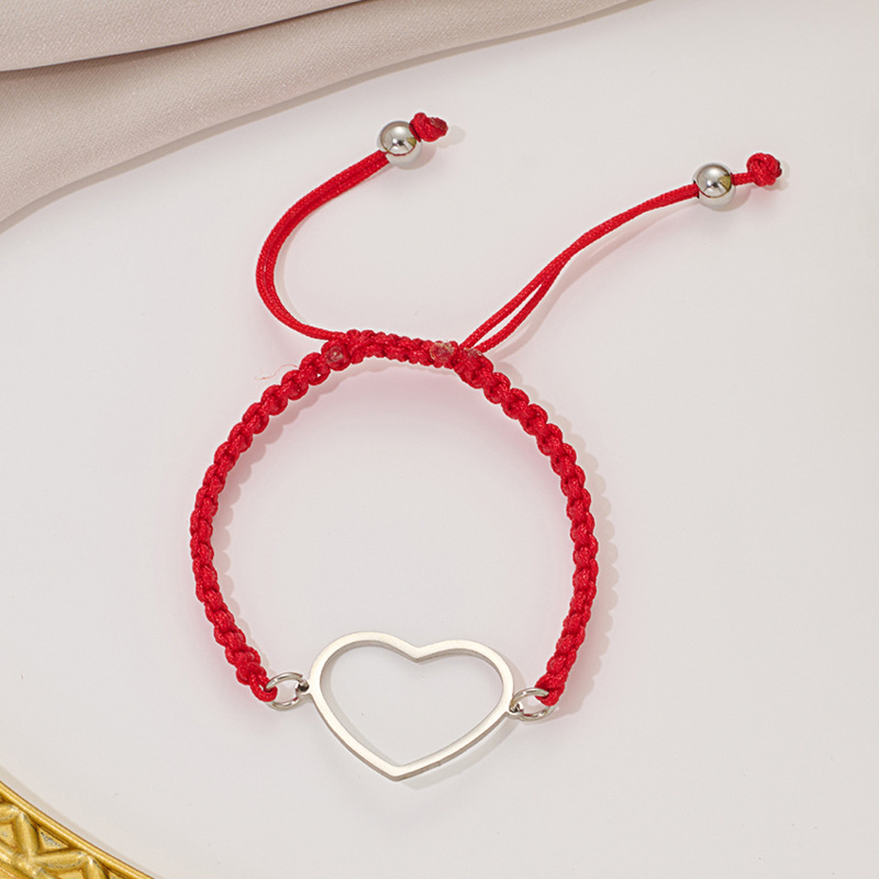 2:Steel-colored red rope