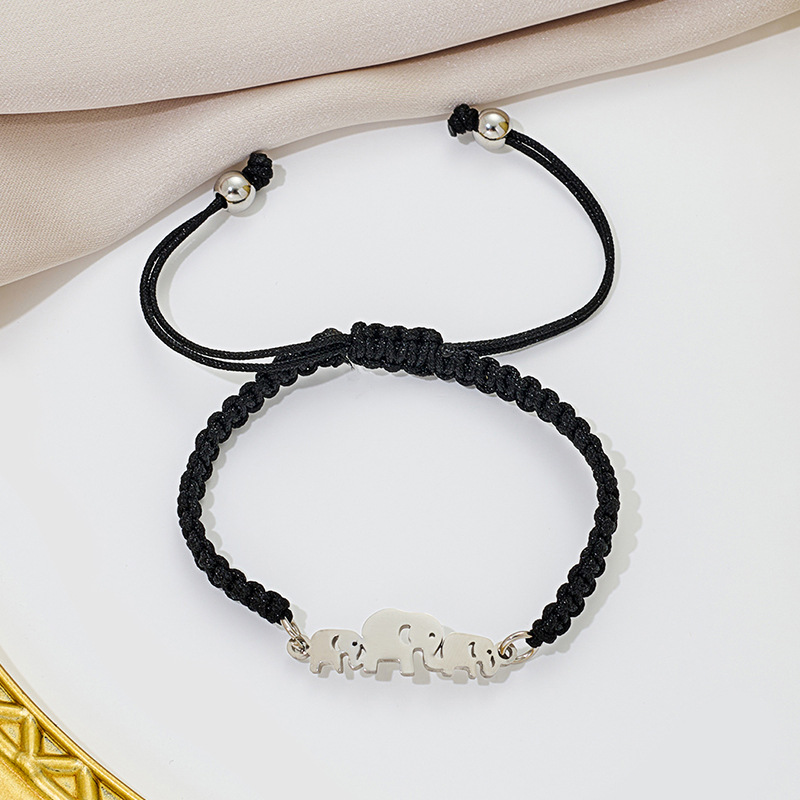 4:Steel-colored black rope