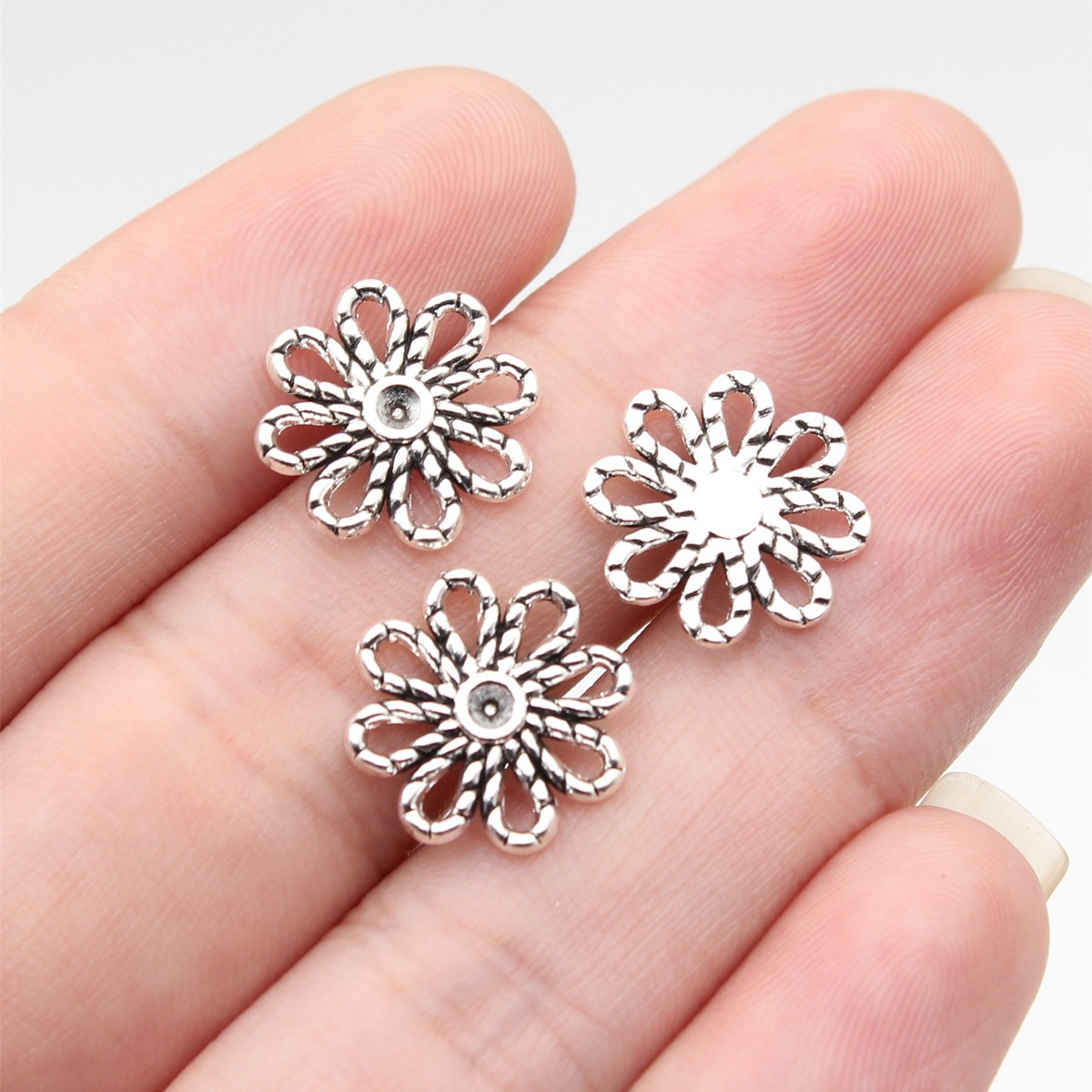 antique silver color