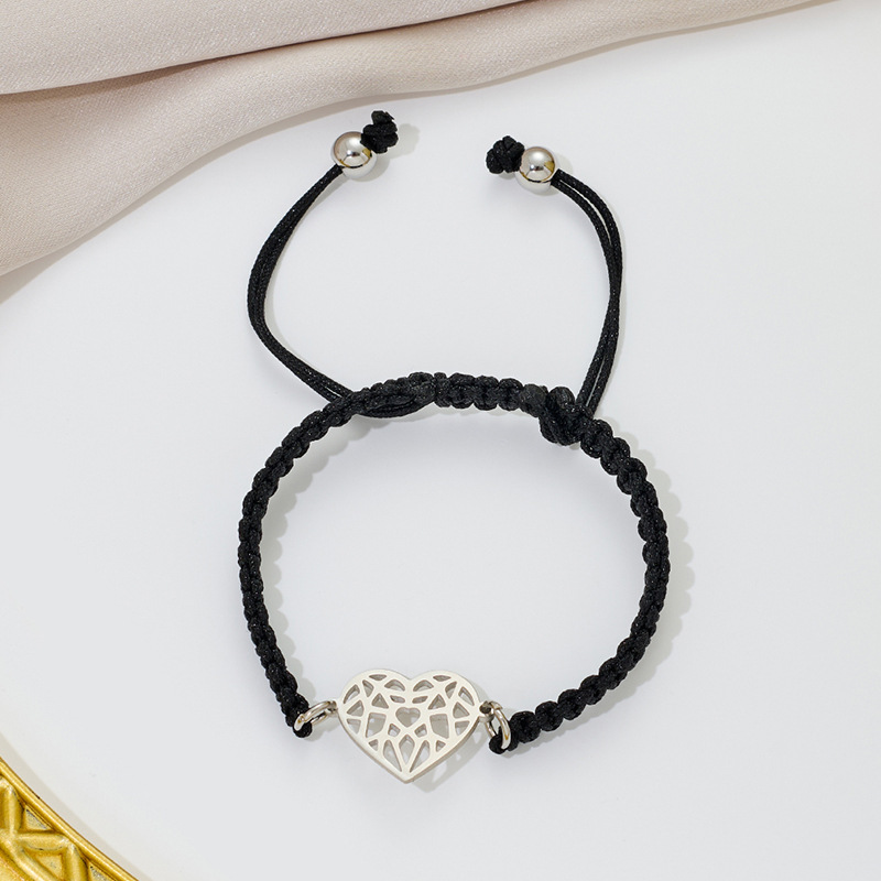 4:Steel-colored black rope