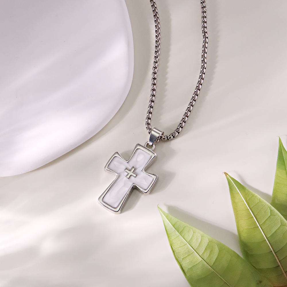 1:White [with 50cm square pearl chain]