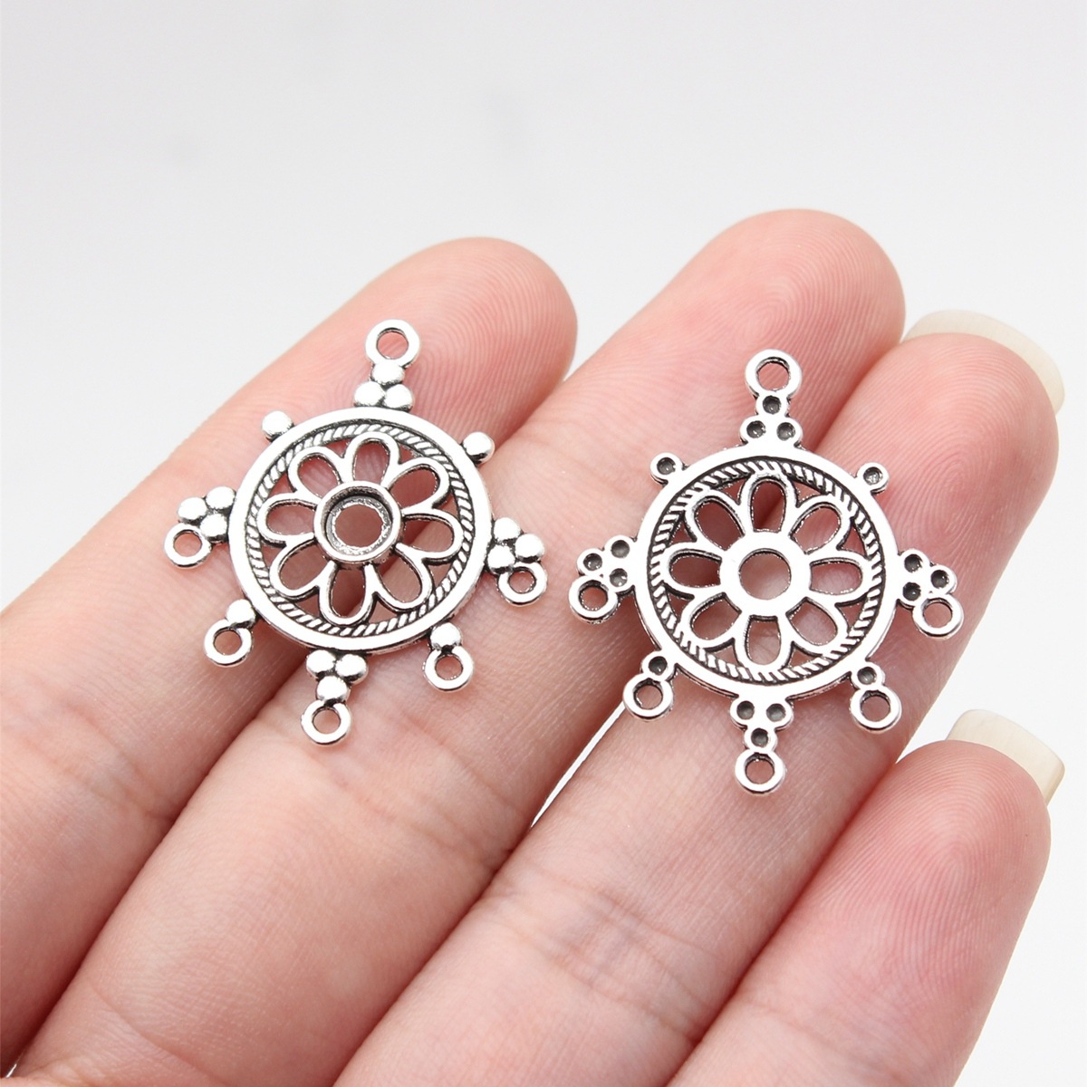 antique silver color