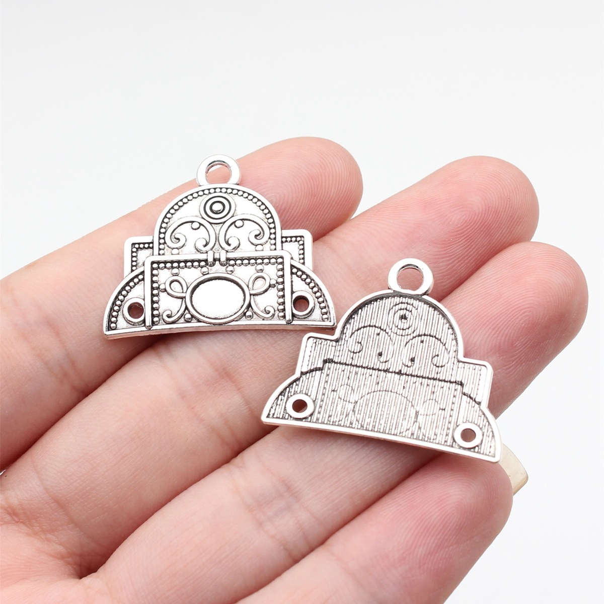 antique silver color