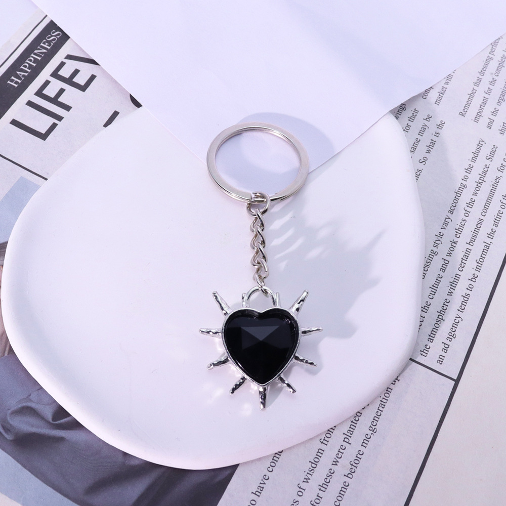 1:Black heart single buckle