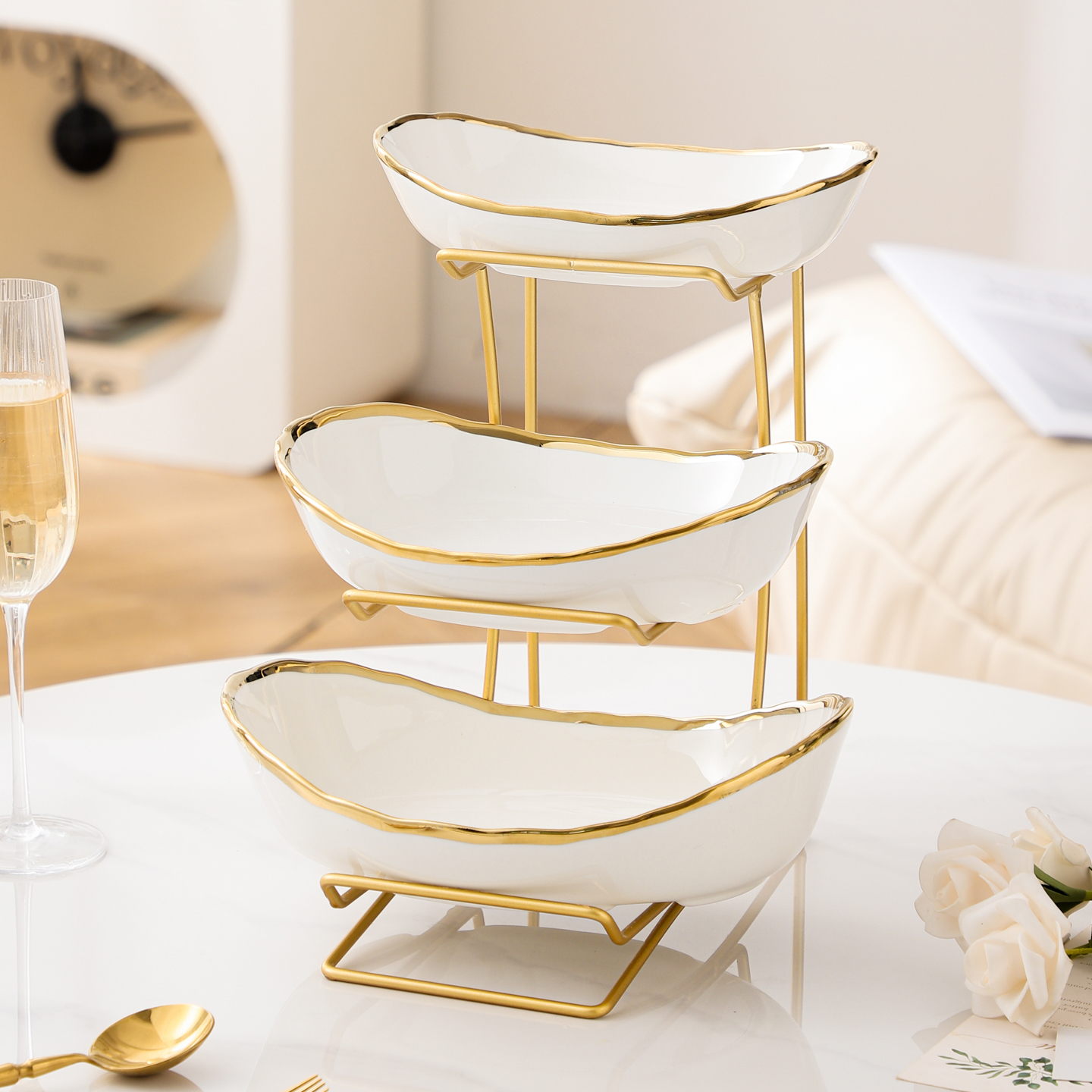 Gold thread gold rack three layers