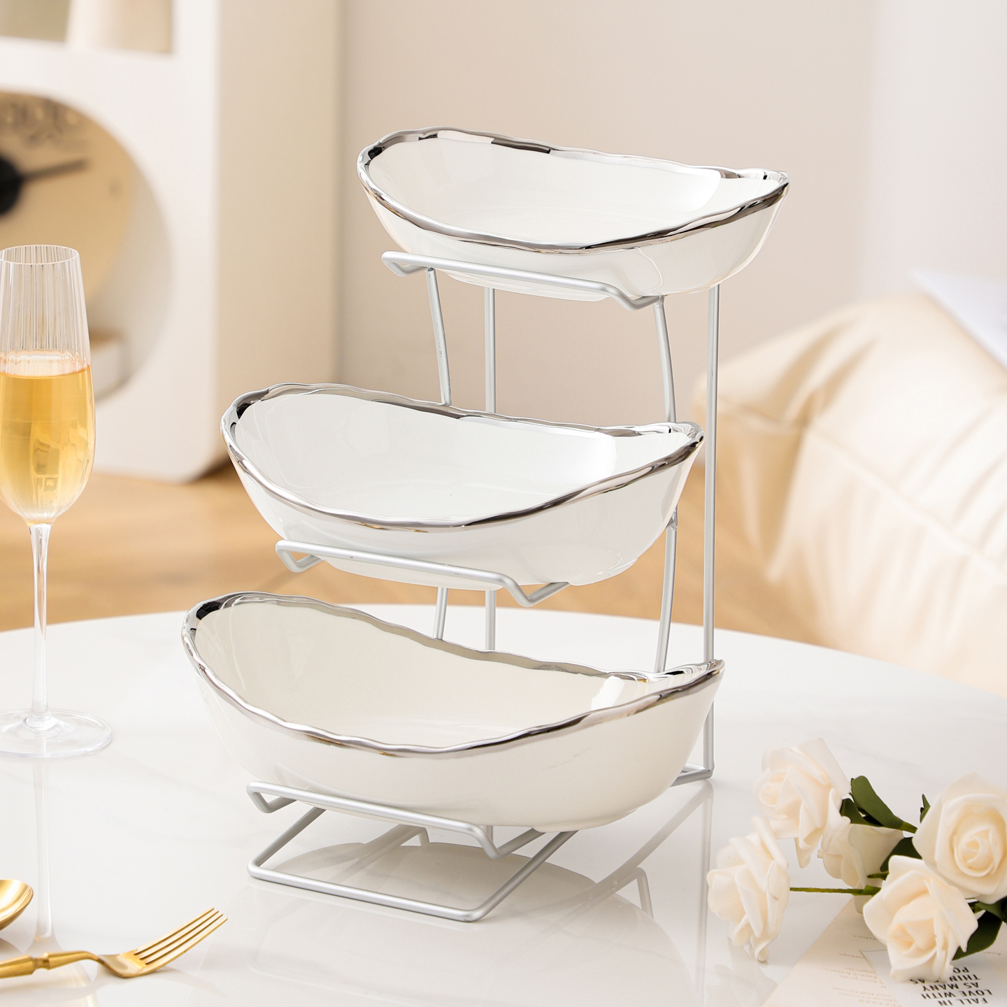 Silver wire silver rack three layers