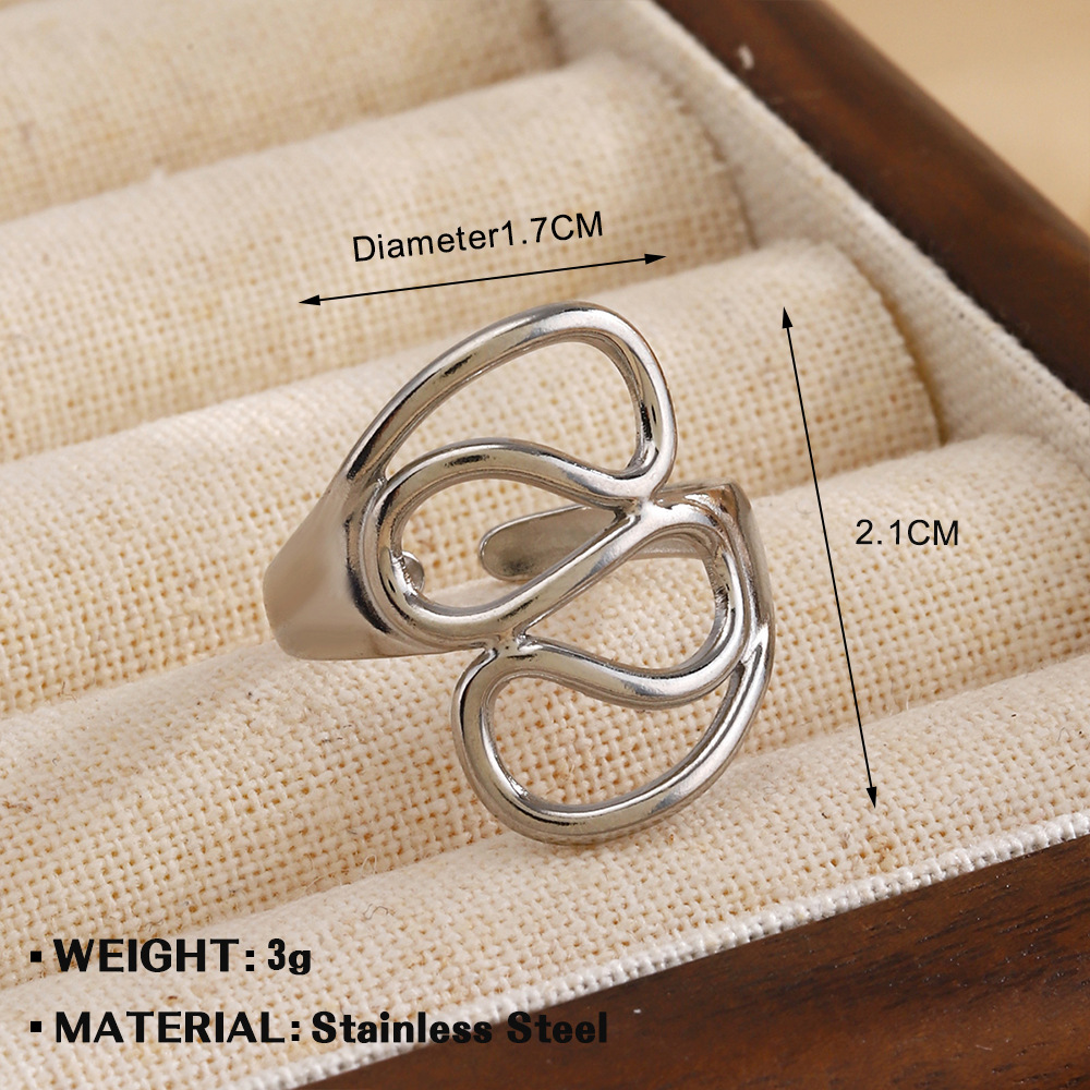 8:Steel color ring 1551