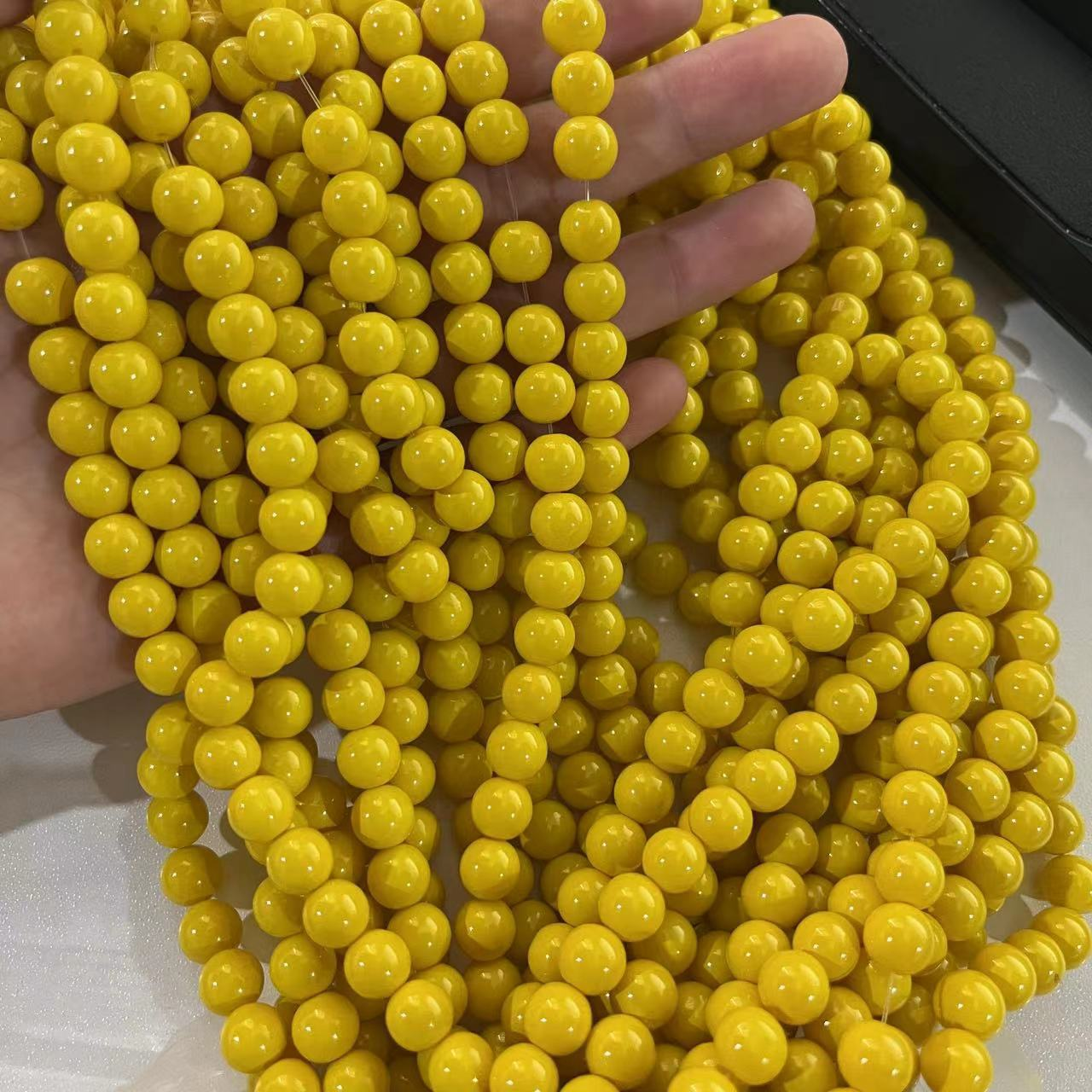 8mm, deep yellow