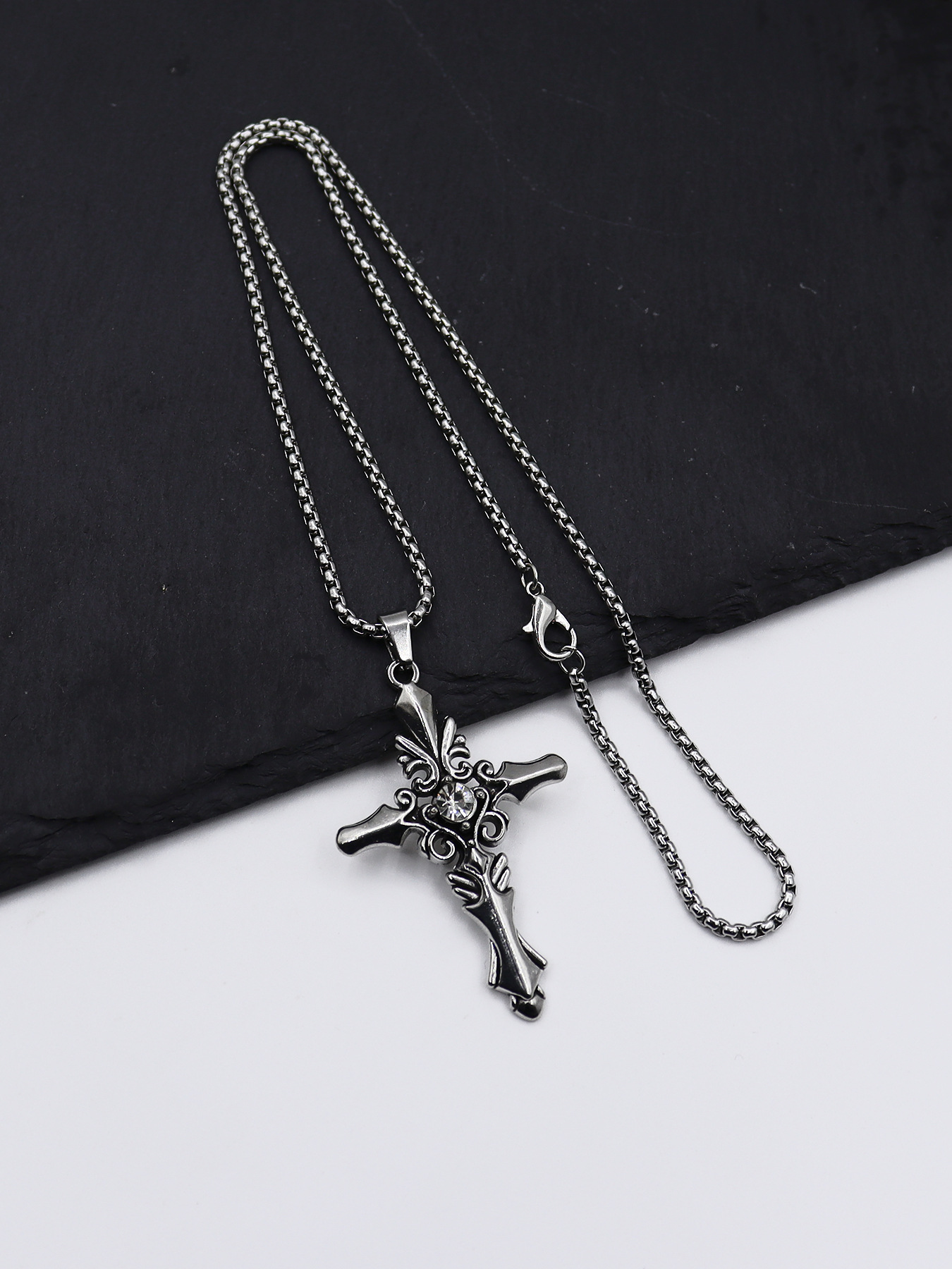 6:White [with 60cm square pearl chain]