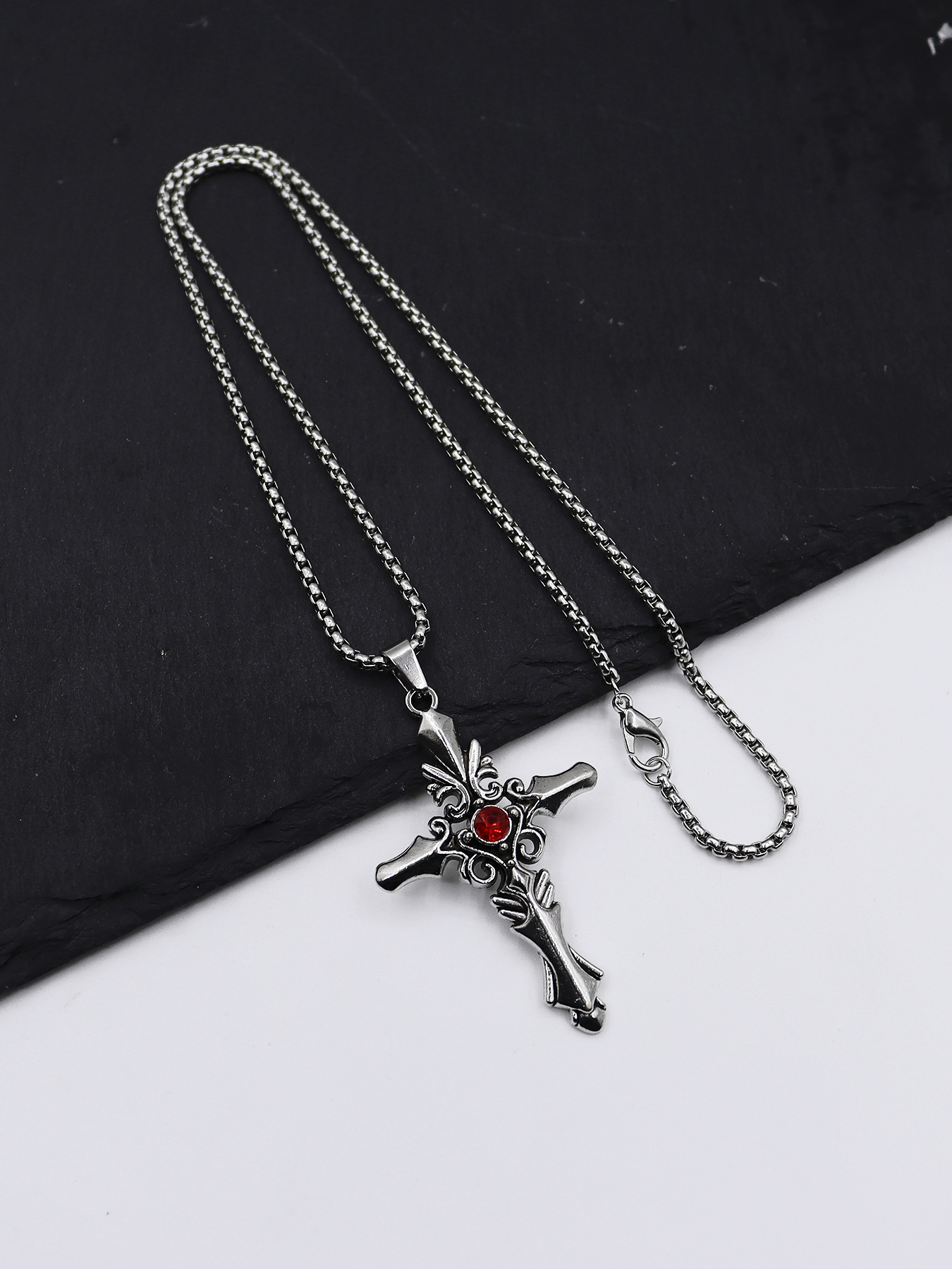 12:Red [with 70cm square pearl chain]