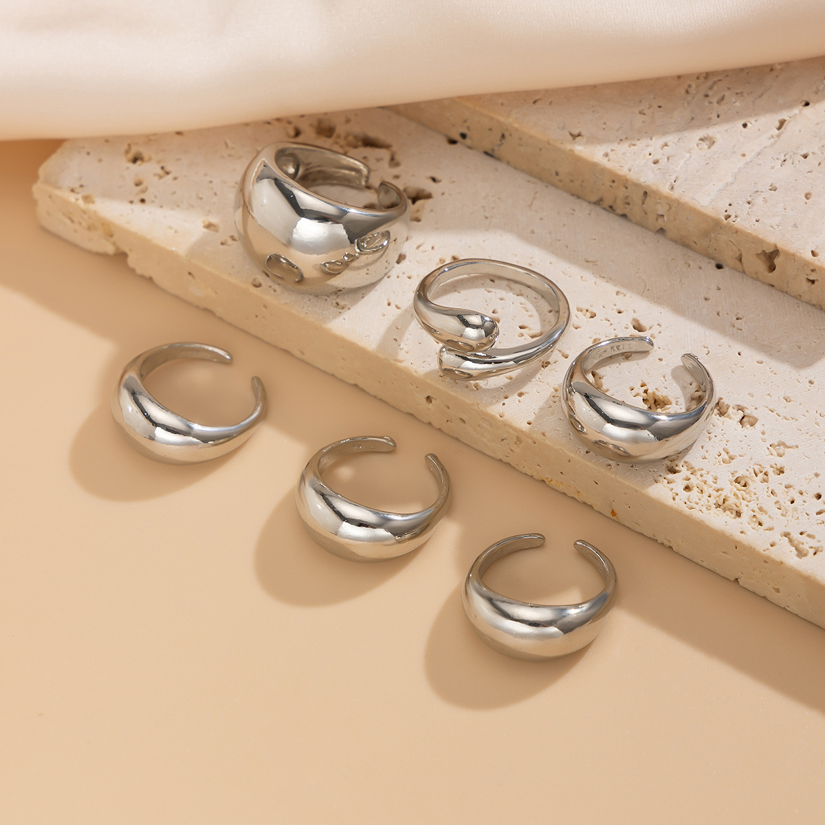 2:Silver six-piece set