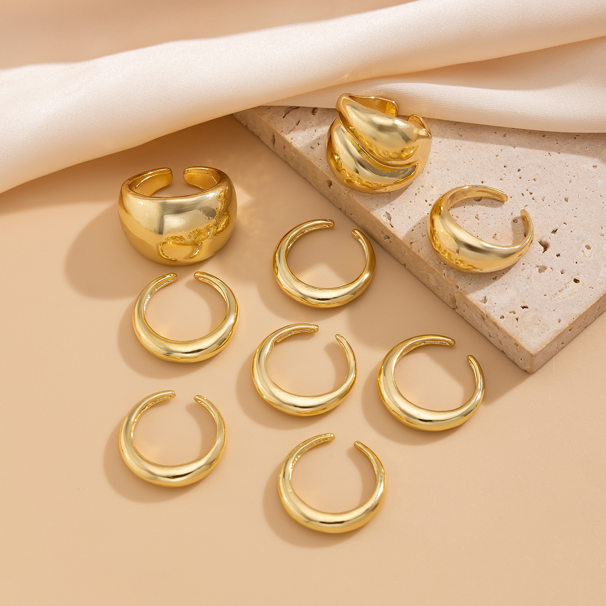 3:Gold nine-piece set