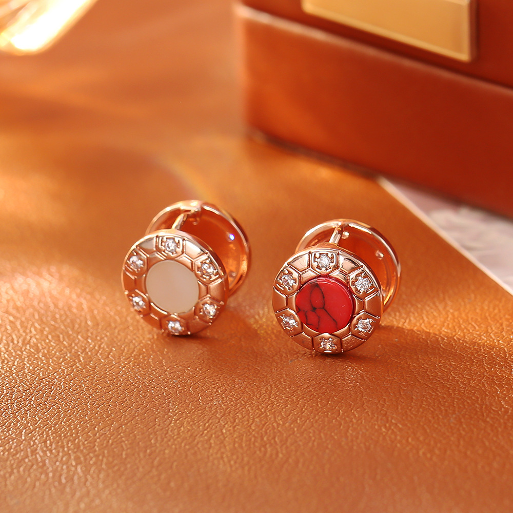 Red shell double-sided earrings