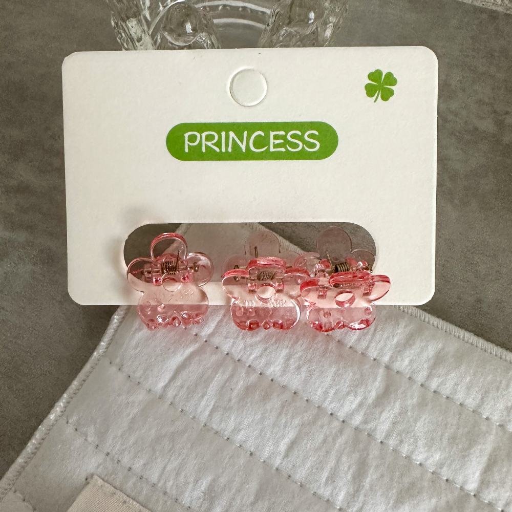 7:Transparent powder