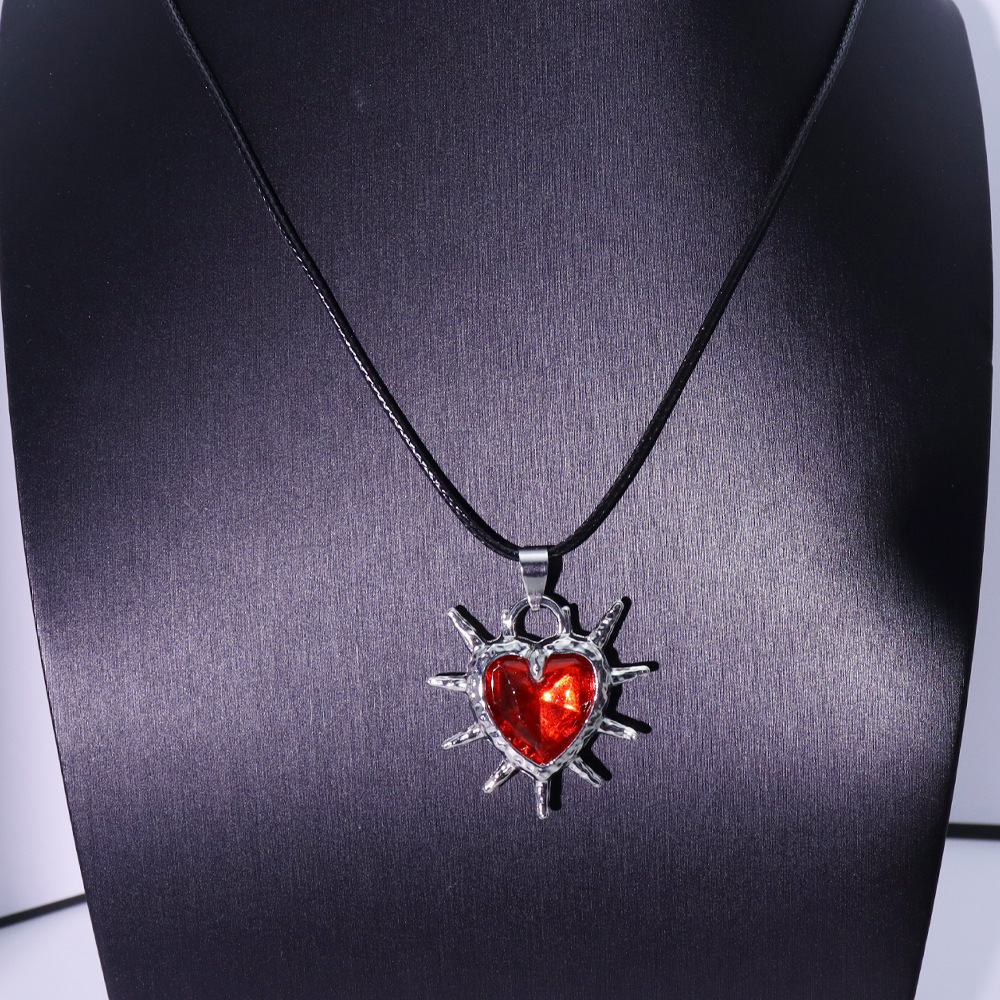 8:Red heart rope chain