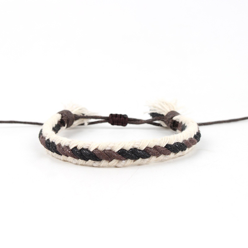 3:Hand-woven bracelet
