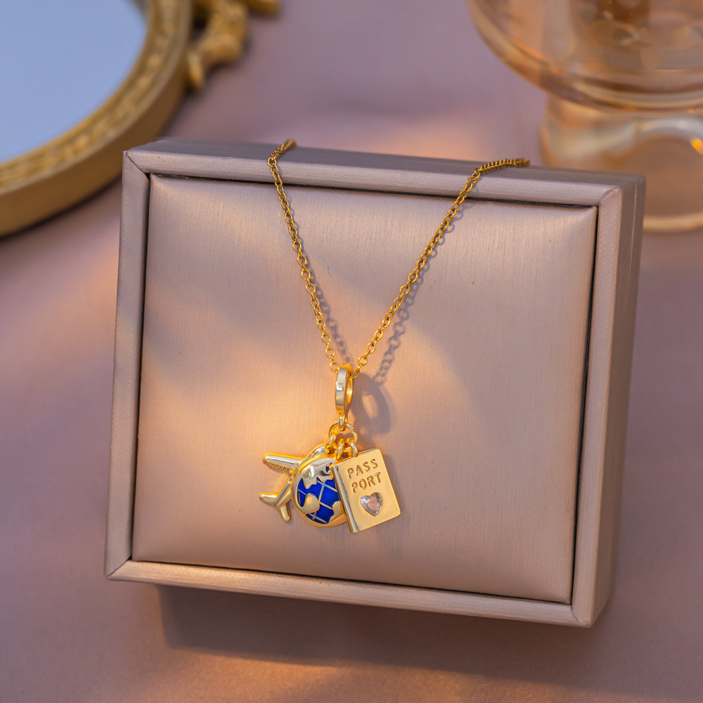2:Yxl9350 airplane travel necklace gold