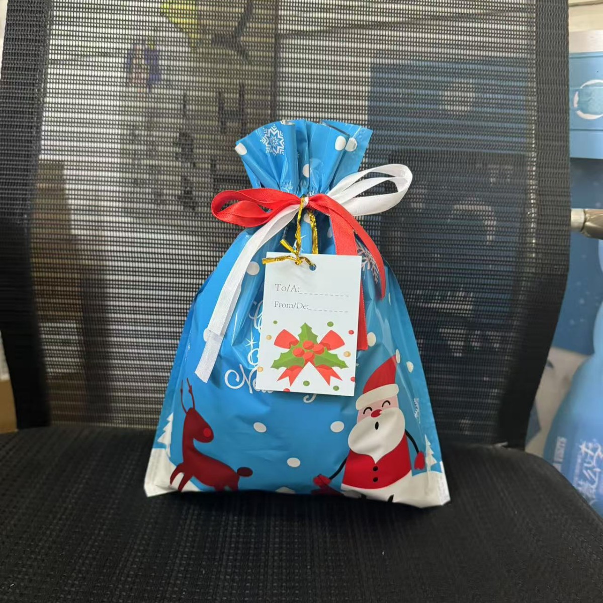 7:Drawstring blue snowman 24*32
