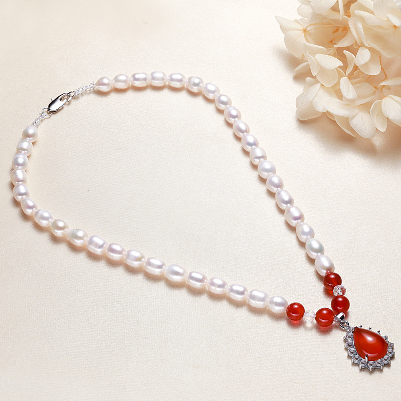 4:Red Agate Pendant with Crystal Pearl Necklace