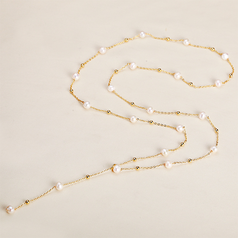 1:Gold chain gypsophila necklace