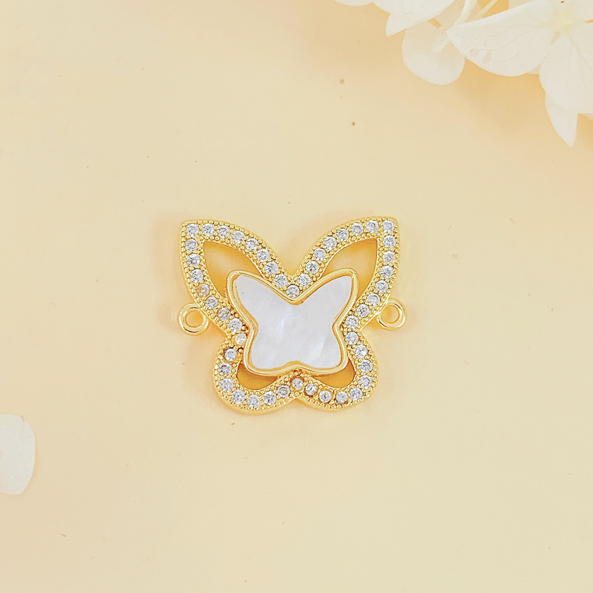 14:Sl613 double butterfly pendant gold