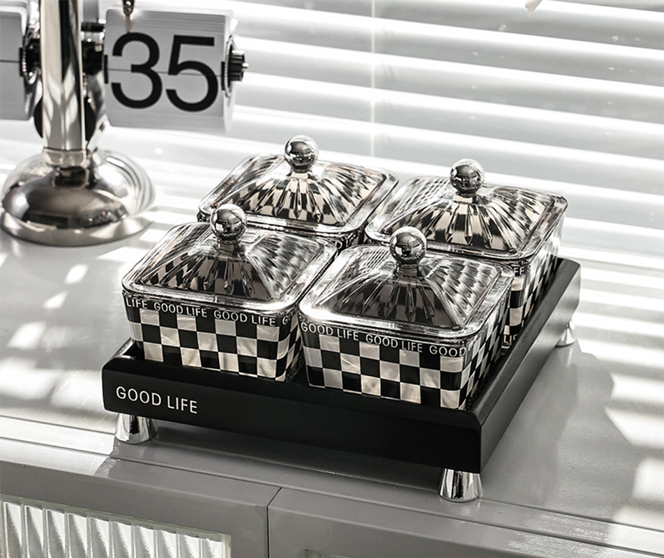 Black bamboo support-set of four with cover (glass checkerboard)