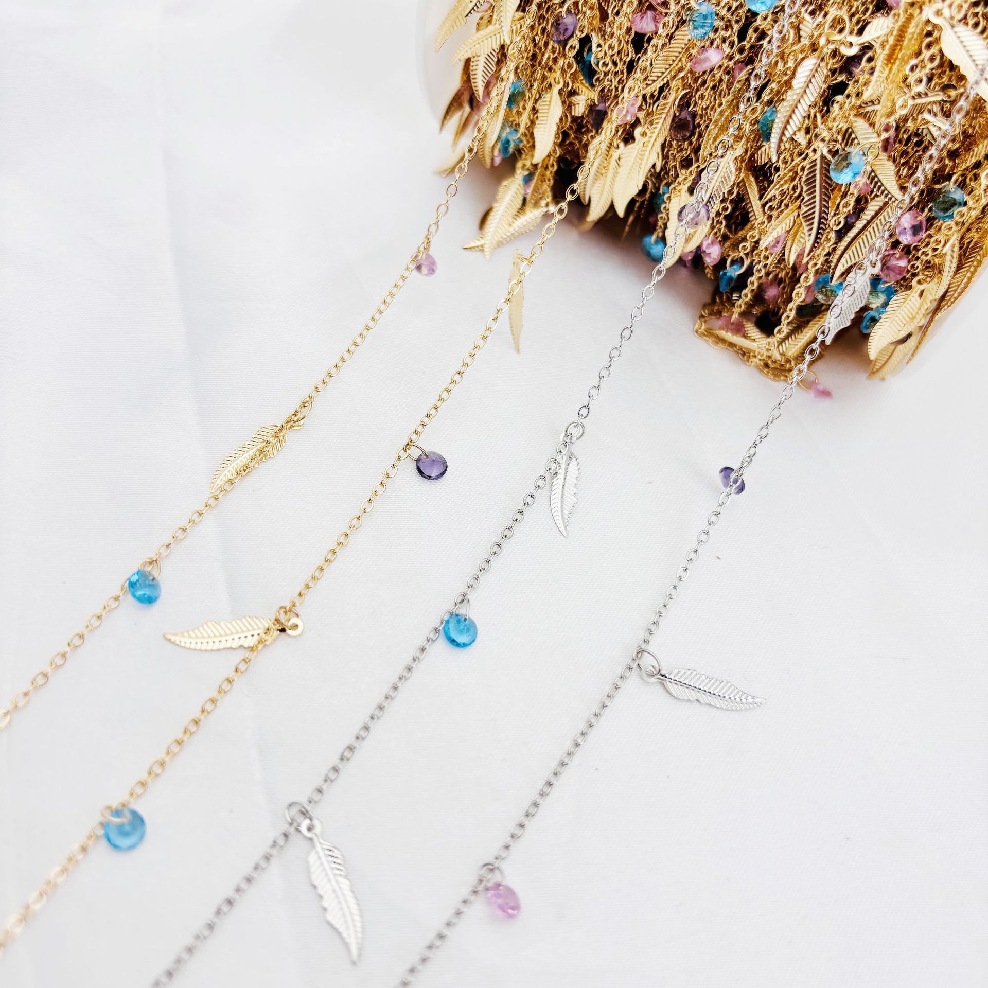 2:Mixed color zircon