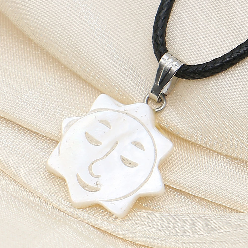 4:White butterfly shell necklace