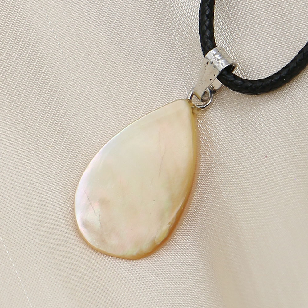 5:Yellow butterfly shell necklace