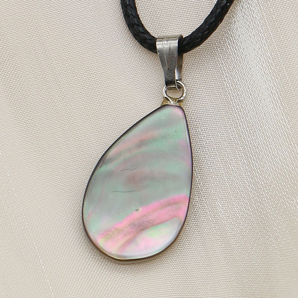 6:Black butterfly shell necklace