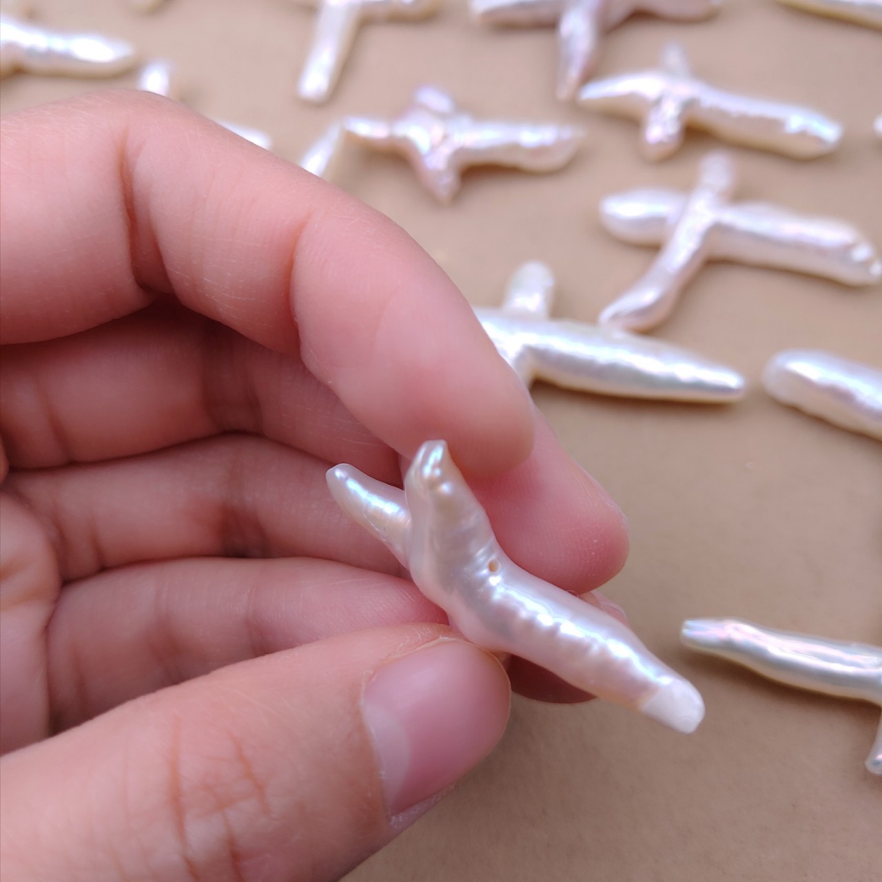 1:Inclined hole cross