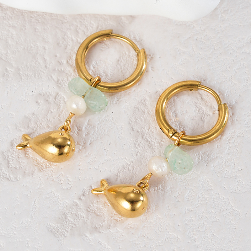 Green gravel + fat whale