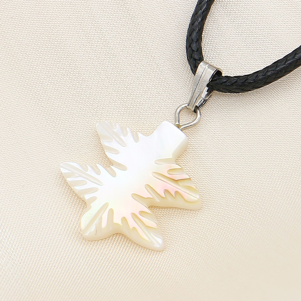 4:White butterfly shell necklace