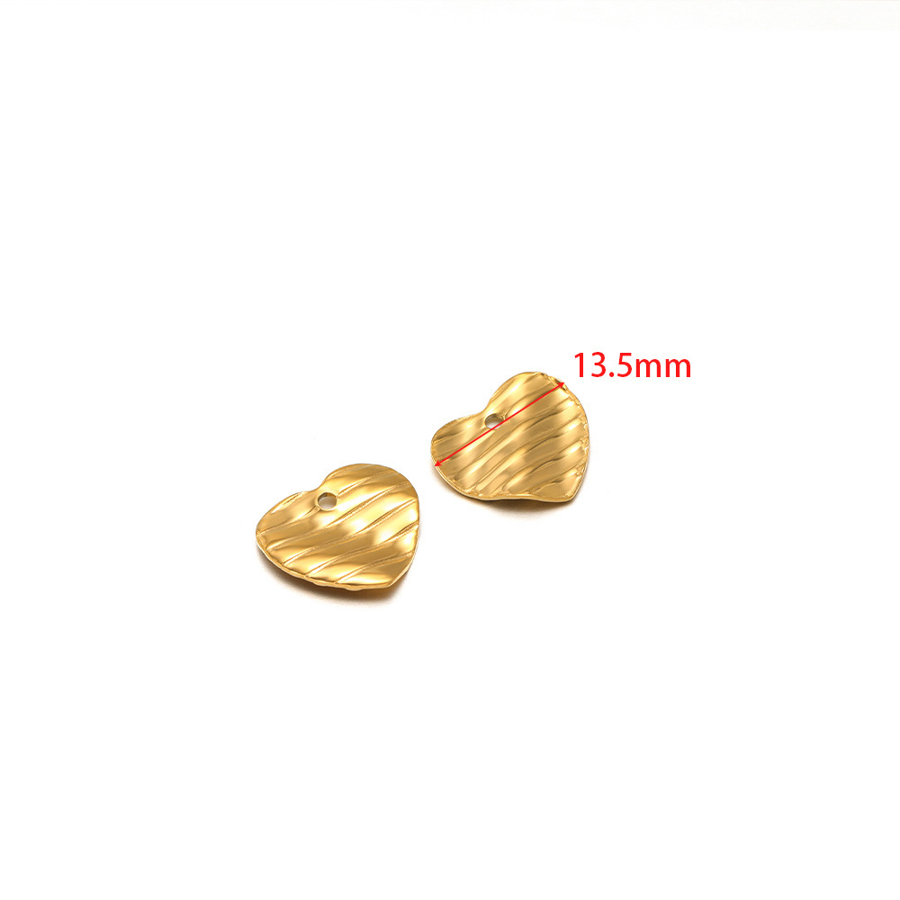 1:13.5mm corrugated embossed love heart gold