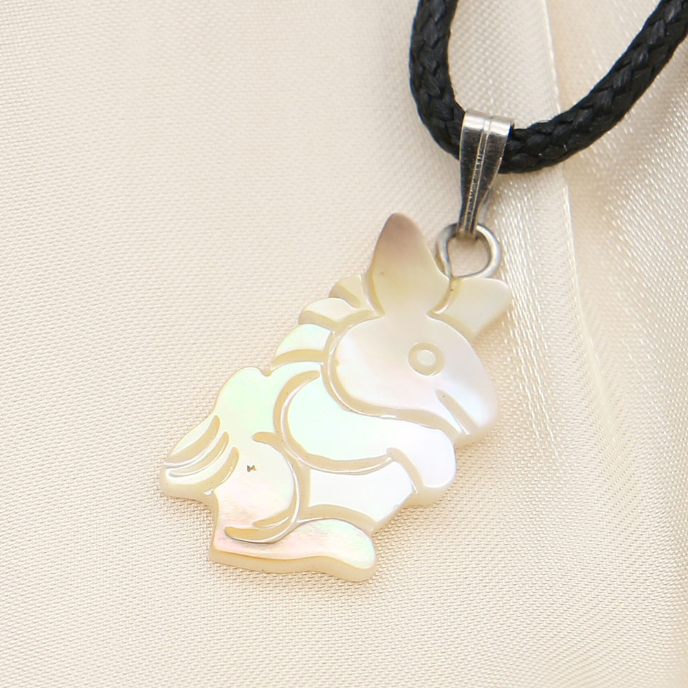 3:White butterfly shell necklace