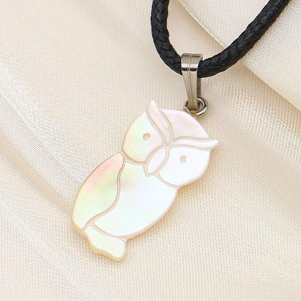 White butterfly shell necklace