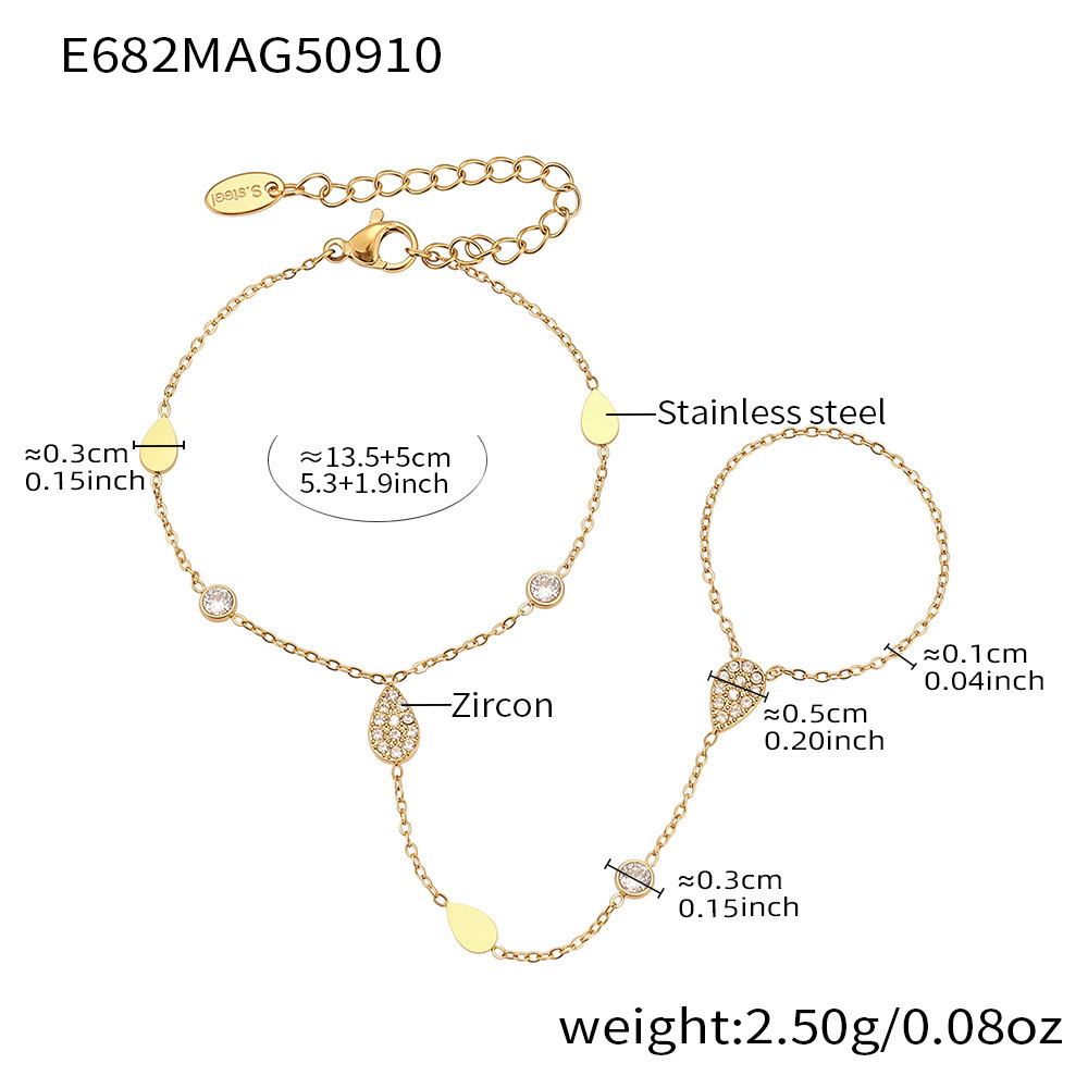 5:E682- Golden bracelet
